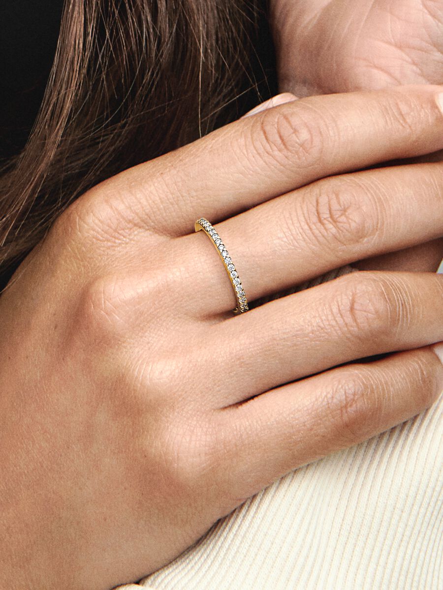Pandora Sparkling Band Ring 14k gold plating