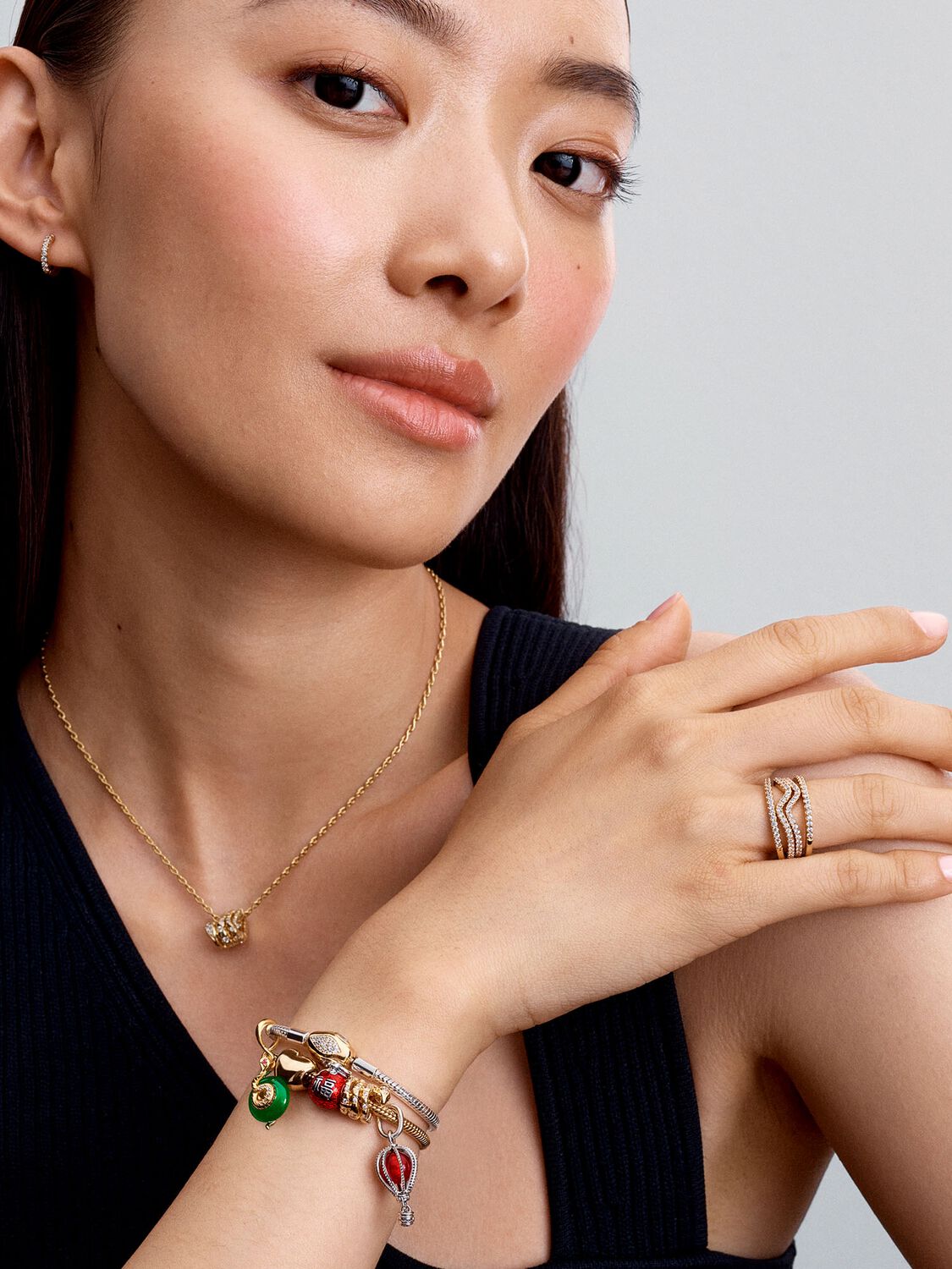 Pandora Curled Snake Charm