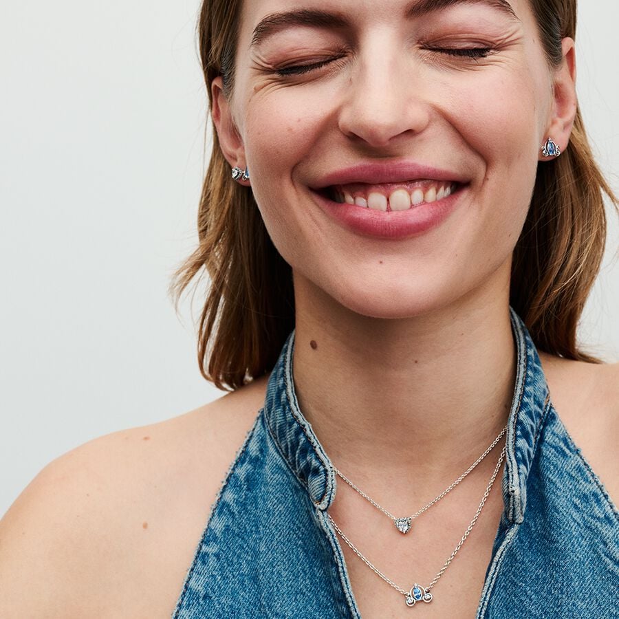 Princess Carriage Pendant Necklace – 17.7"